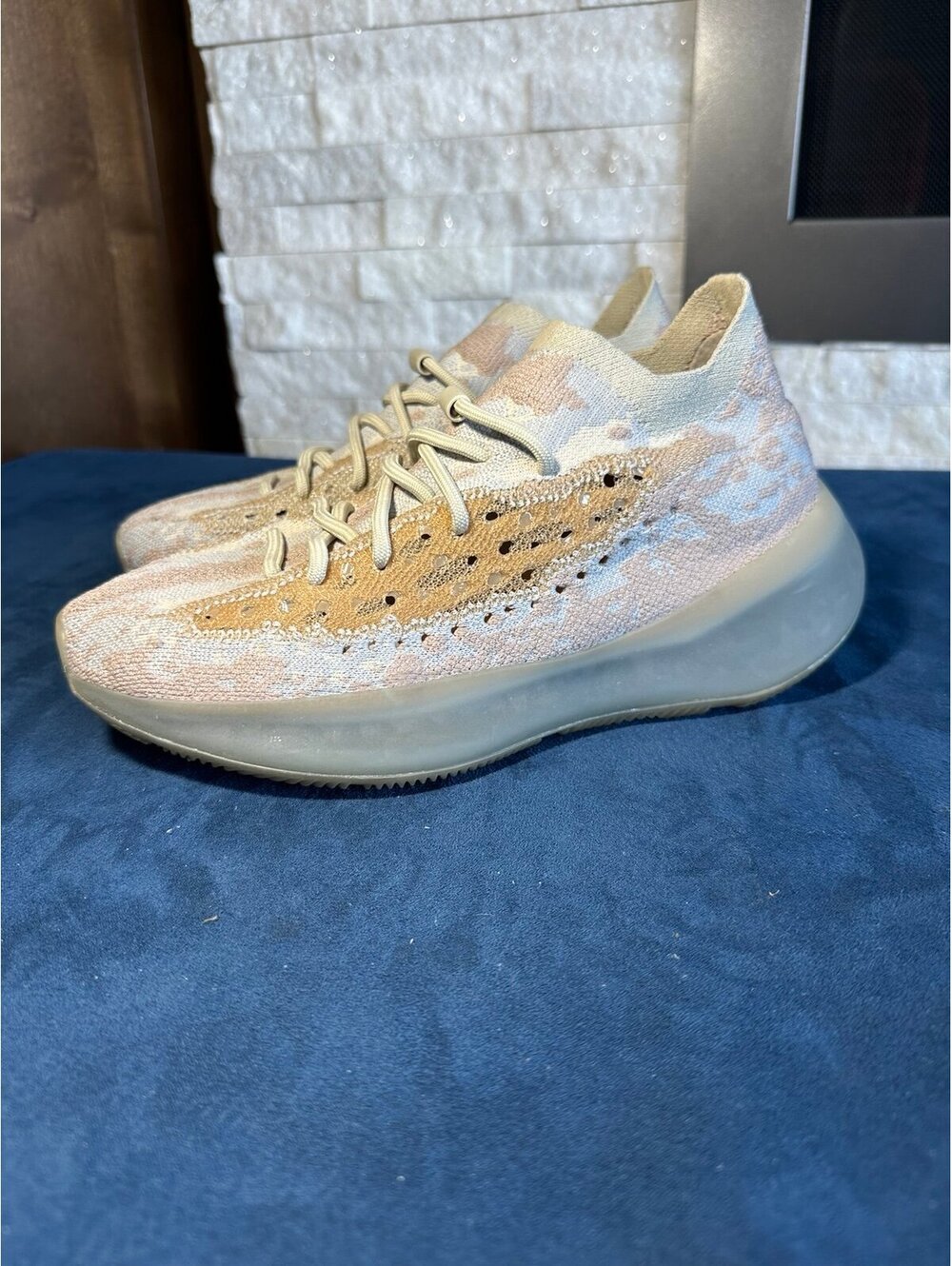 Adidas Yeezy Boost 380 Pepper Men’s Size 9 Beige Tan Sneakers FZ1269